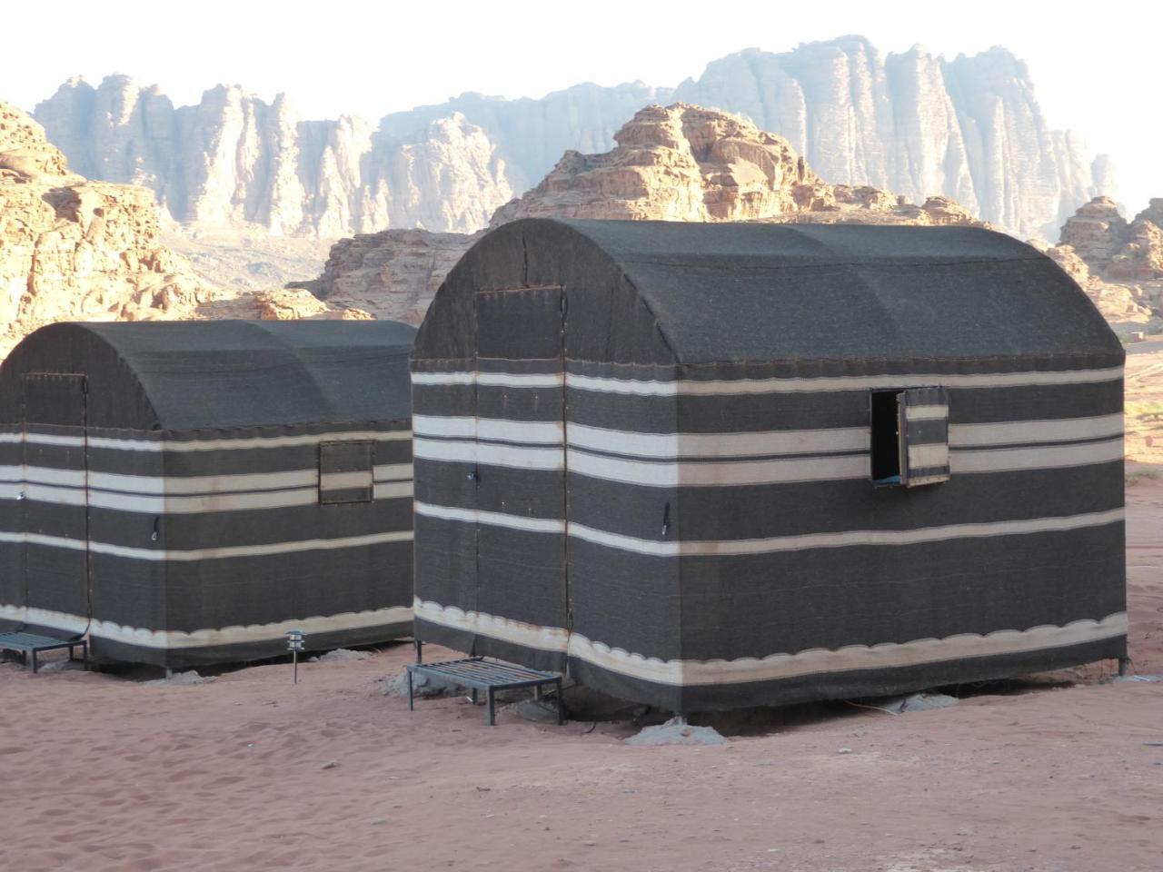 Отель Real Bedouin Experience Tours & Camp Вади-Рам Экстерьер фото