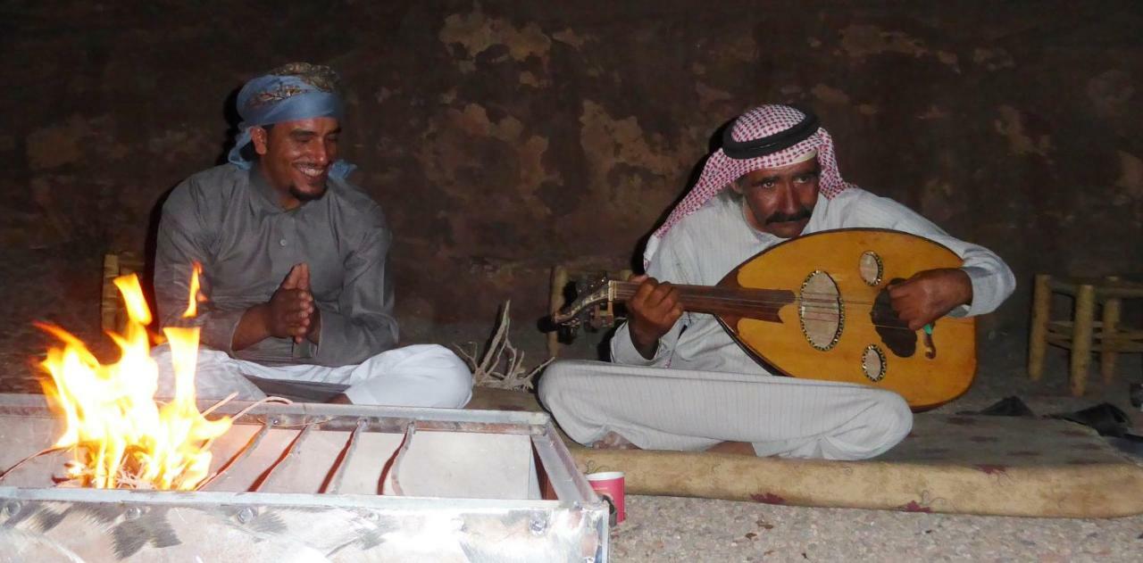 Отель Real Bedouin Experience Tours & Camp Вади-Рам Экстерьер фото